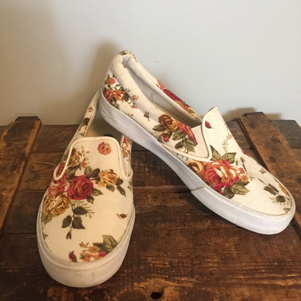 Soda Floral Canvas Slip On Sneakers